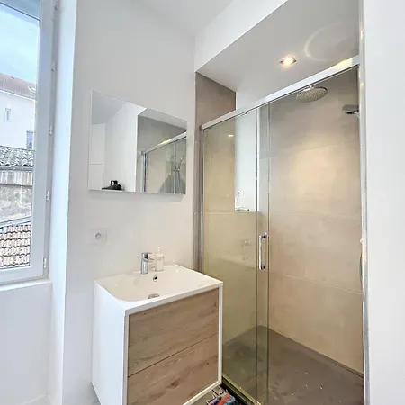Bel Ecrin T2 35m2 Gare/centre غرونوبل